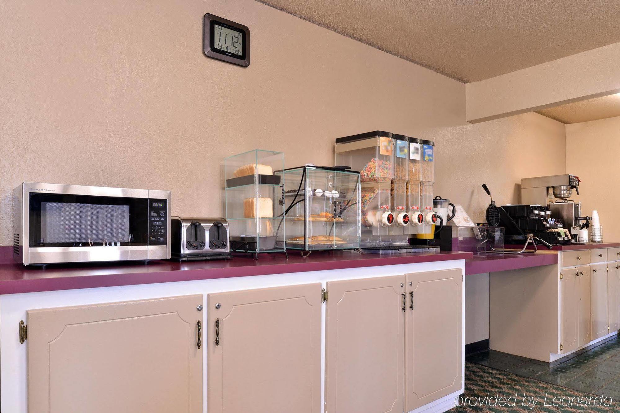 Quality Inn & Suites New Boston Exterior photo